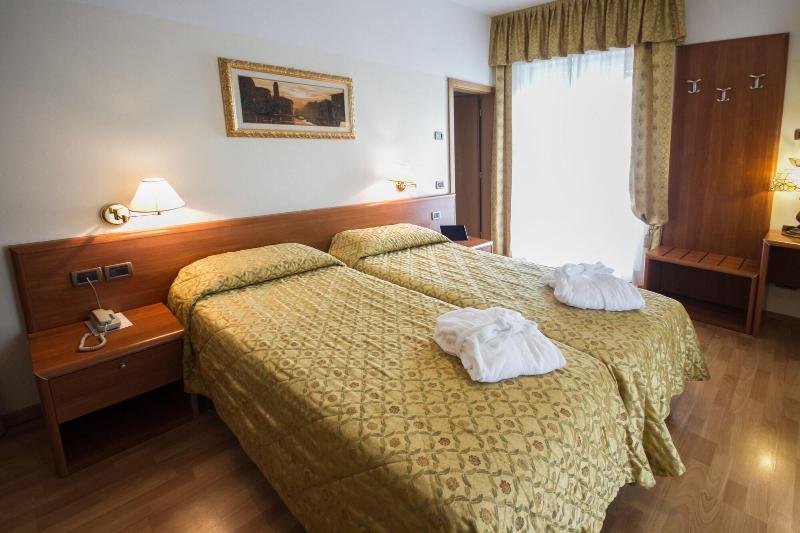 Hotel Sant'Ilario Rovereto  Esterno foto
