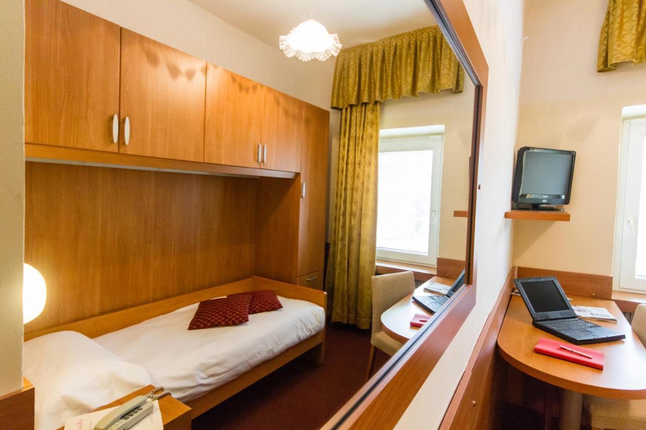 Hotel Sant'Ilario Rovereto  Esterno foto