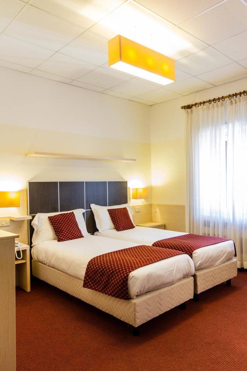 Hotel Sant'Ilario Rovereto  Esterno foto