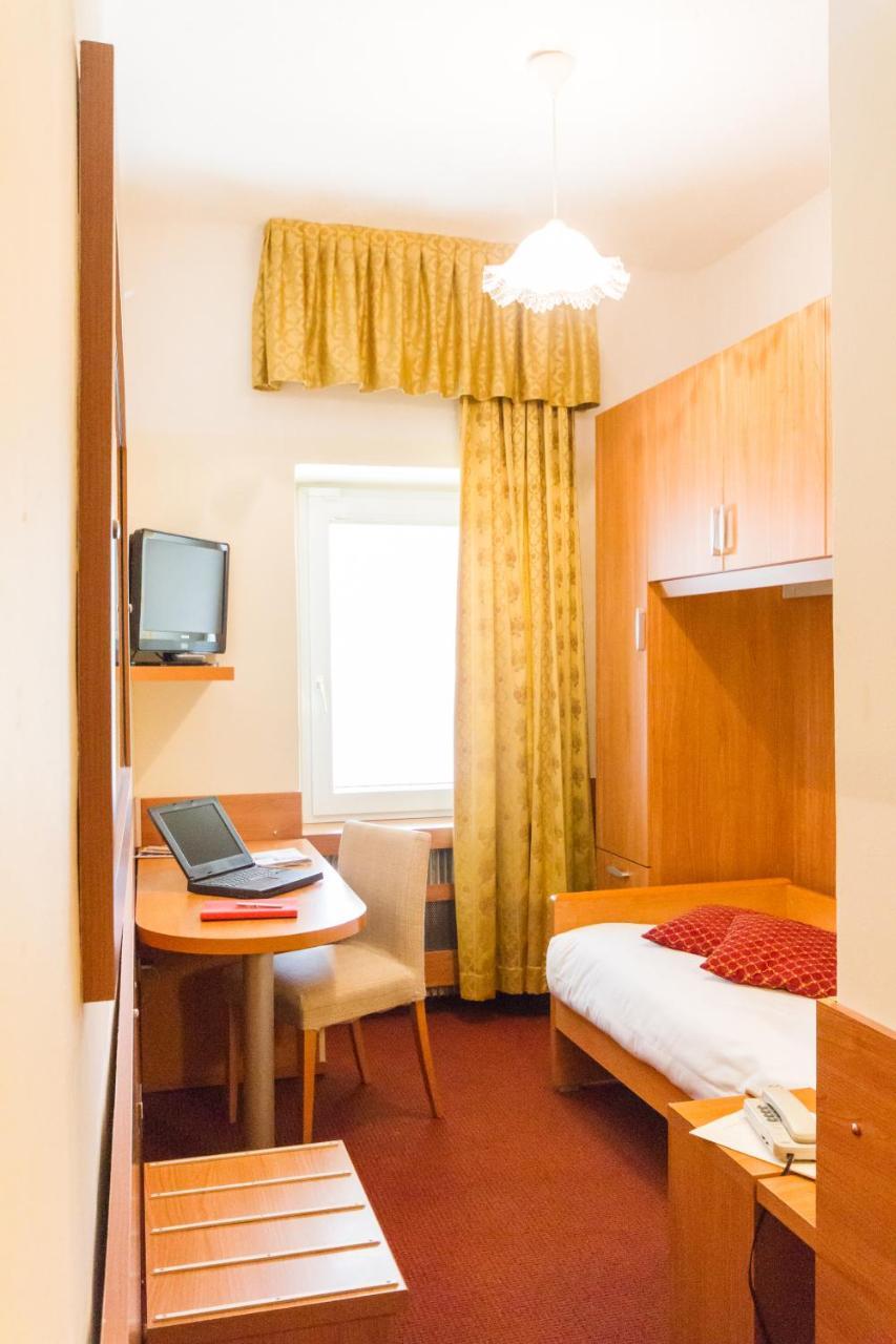 Hotel Sant'Ilario Rovereto  Esterno foto